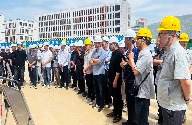 2025年4月17日，由莆田市涵江区住房和城乡建设局主办、3044永利三建承办的钢筋安装工程质量防控现场交流会在联东U谷·涵江海峡智造产业谷一期成功召开。